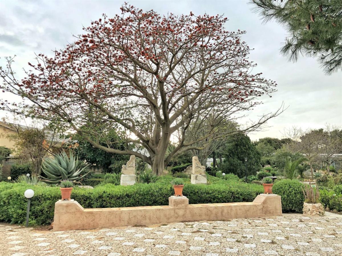 Giardino Dell'Impossibile Di Antonino Campo Apartment Favignana Bagian luar foto
